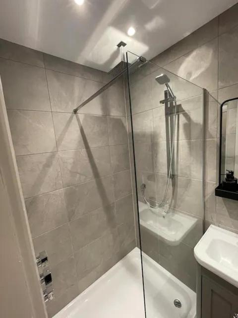 Superb 2 Bedroom Sea View Flat Скарборо Екстер'єр фото